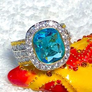 Stunning silver and blue topaz right hand ring -2tone gold NWOT-amazing-CZ